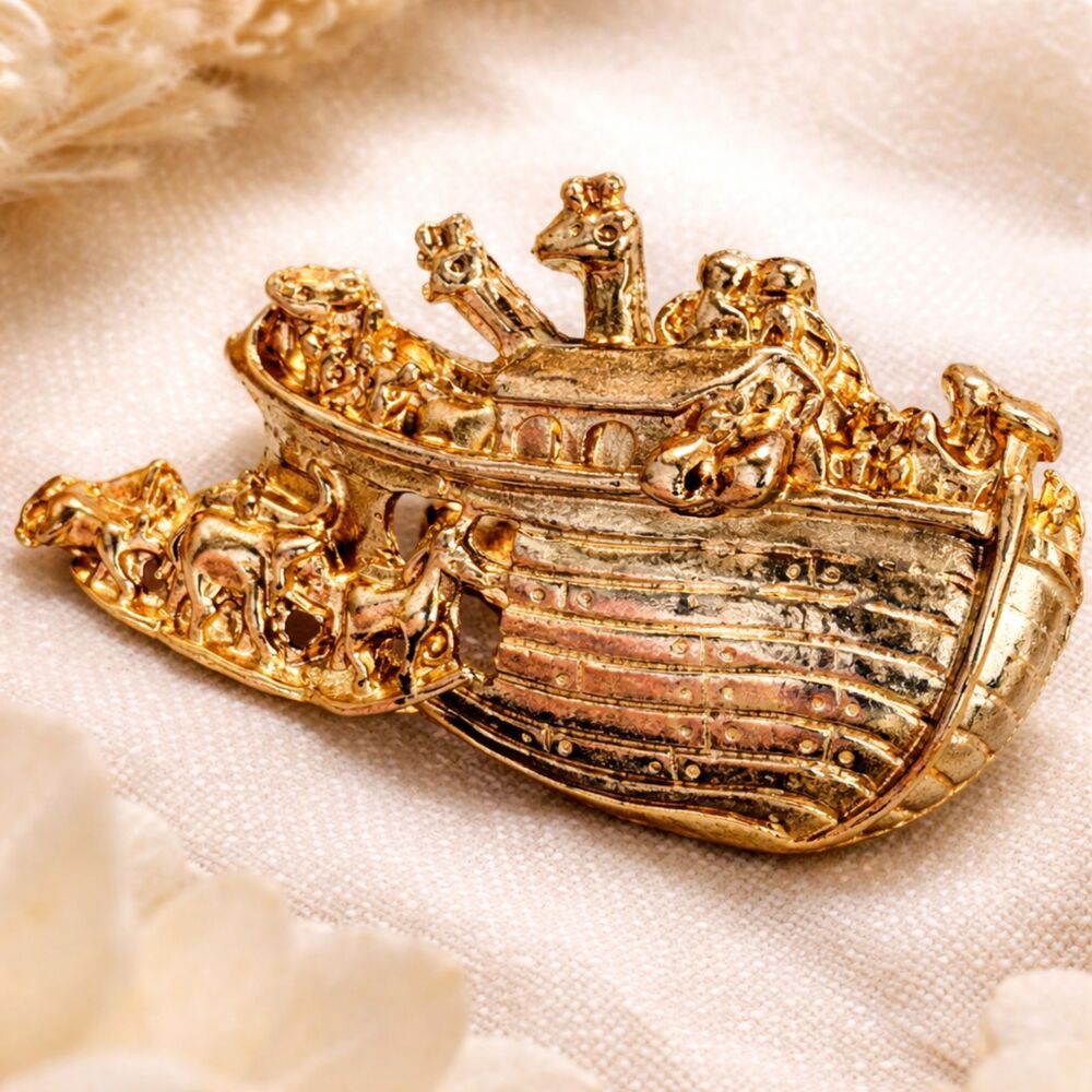 Vintage Noah’s Ark Brooch C-Clasp Antiqued Gold Tone Biblical Animal Pin 3D